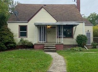 21687 Doepfer Rd, Warren, MI 48091