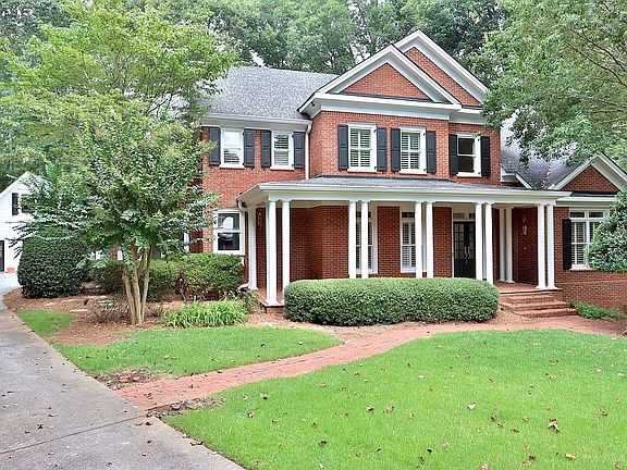 2nd image of 1812 Wynthrop Manor Dr SW