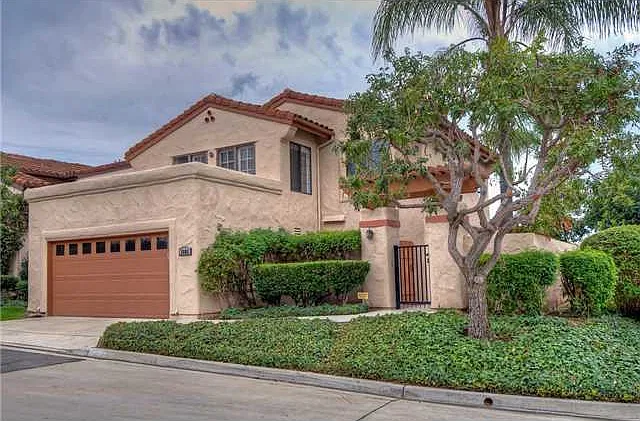 3 bed, 2234 sqft, $4,250 — Photo 1
