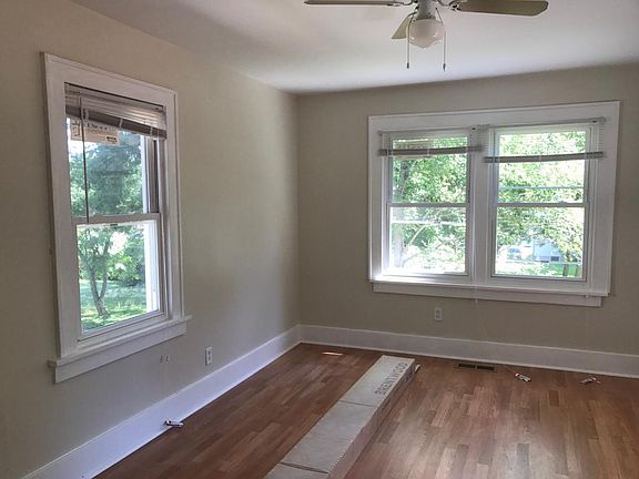2nd image of 9020 Burton Ave