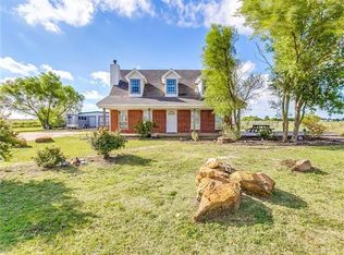 330 N Armstrong Rd, Venus, TX 76084