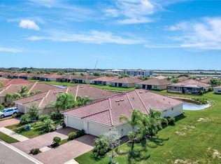 2074 Tamarron LN, NAPLES, FL 34120