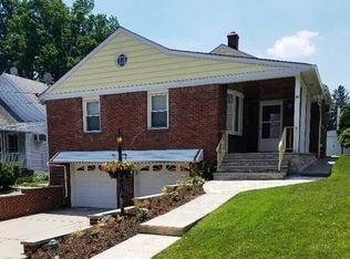 128 Cleveland Ave, Hasbrouck Heights, NJ 07604