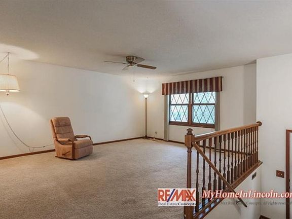 5th image of 624 Rockhurst Dr