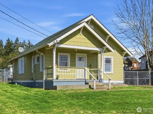 331 100th Street S, Parkland, WA 98444