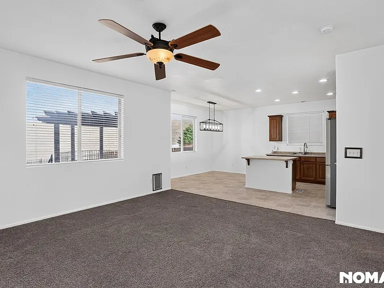5459 N Chestnut St — Photo 12
