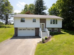 233 Juneberry Rd, Vestal, NY 13850