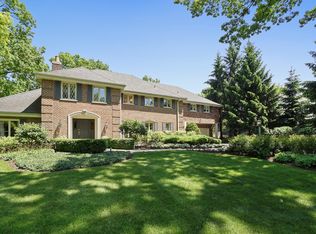 457 Douglas Dr, Lake Forest, IL 60045