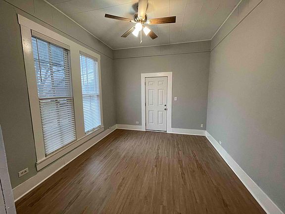 4th image of 125 Ada St #3
