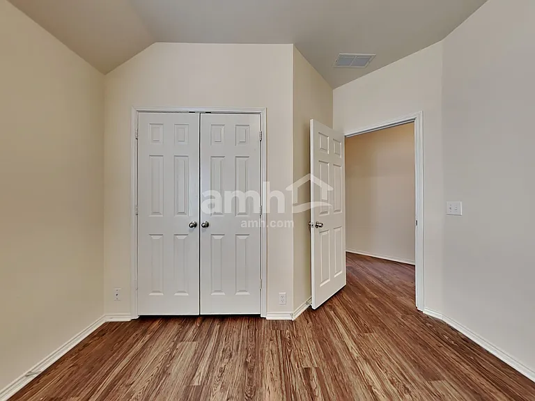 1356 Napa Dr — Photo 17