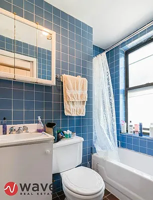 Rented by Wave Real Estate Group | media 14