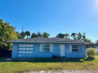 203 Peacock Ln #A & B, Bradenton Beach, FL 34217