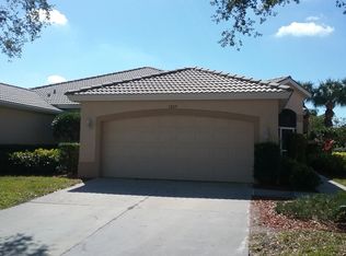 1885 Crestview Way, Naples, FL 34119