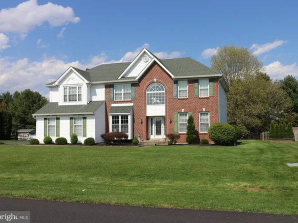 147 Cornwell Dr, Bear, DE 19701