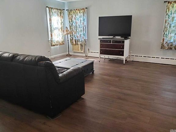 2nd image of 15 Pinedale Ave