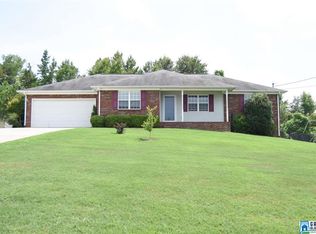 115 Bradford Ct, Weaver, AL 36277