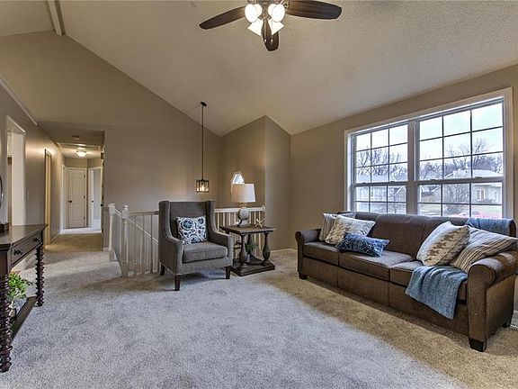 3rd image of 7301 Erika Ct