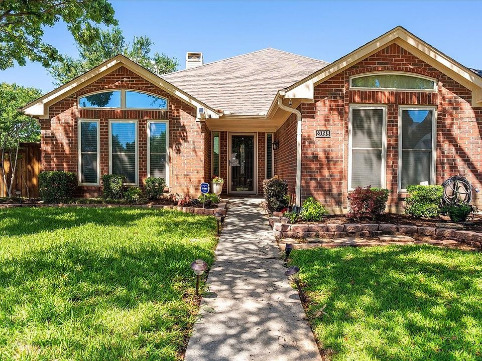 1st image of 2098 Amber Ct