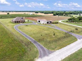 232 La Buena Vida Dr, Gunter, TX 75058