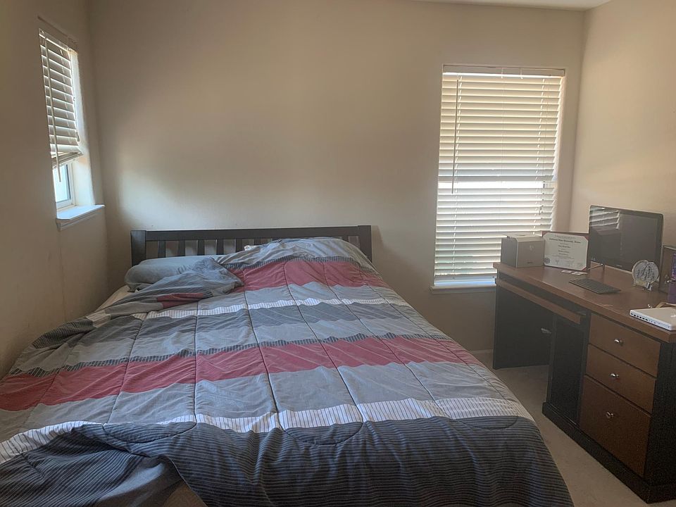 2nd image of 2341 Cabana Ln