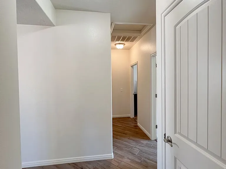 1775 N Overland Trails Dr — Photo 4