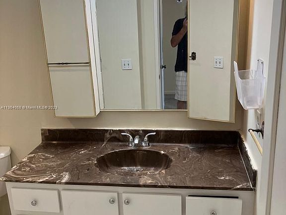 5th image of 2801 NE 183rd St APT 305W