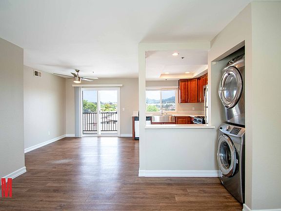 3rd image of 7740 Parkway Dr #202
