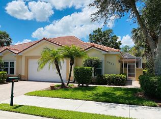 3957 Recreation Ln, Naples, FL 34116