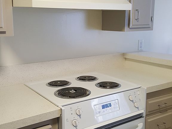 5th image of 4455 Ventura Canyon Ave APT 207