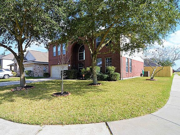 2nd image of 2818 W Denali Dr