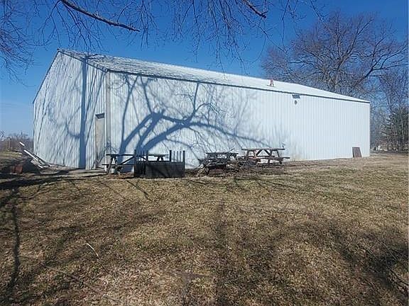 3rd image of 8206 NW Old Us Highway 169