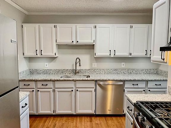 4th image of 1890 Cooper Landing Dr SE