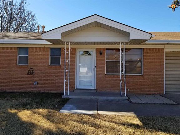 2nd image of 205 Sunland Dr