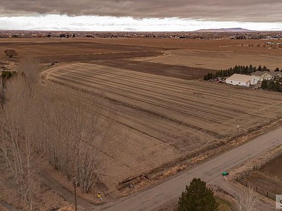 3rd image of 4300 E 1 N