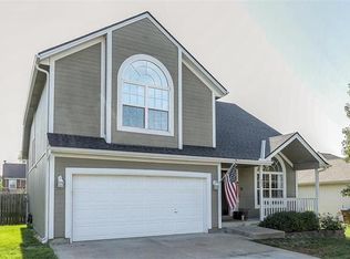 603 Cedar Falls Ct, Raymore, MO 64083