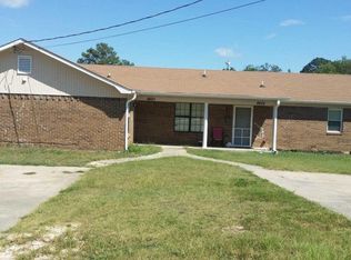8420 Warren Dr, Douglasville, GA 30134