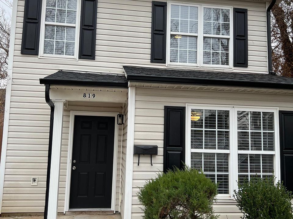 Your new home, walk to all that's amazingly Raleigh.