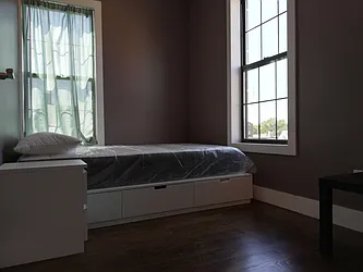 Rented by Uptown Flats LLC