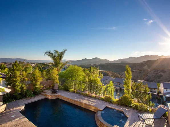 11765 N Ricasoli Way, Porter Ranch, CA 91326