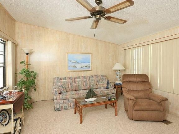 5th image of 408 Egret Cir