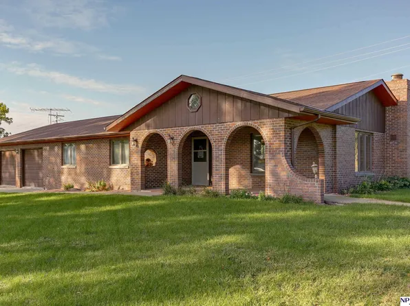 149 Sharon St, Dodge, NE 68633