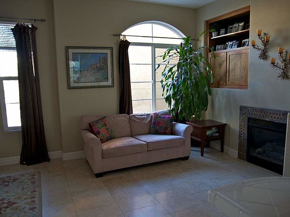 5th image of 2632 Villas Way