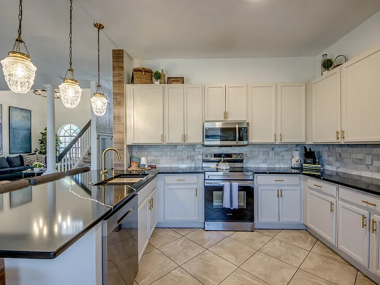 Blue Cypress Lake Ct — Photo 9