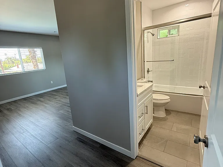 7829 Vicky Ave — Photo 15