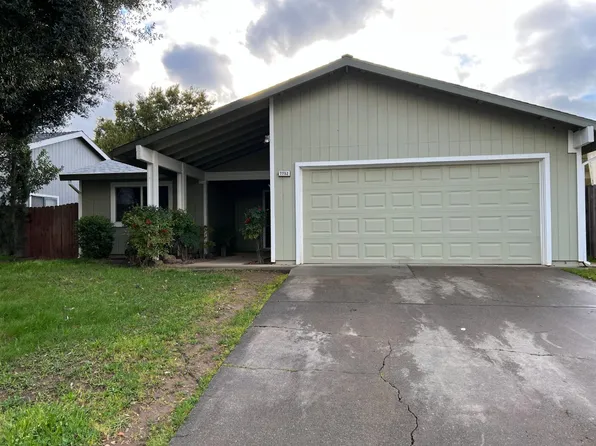7752 Valley Wood Dr, Sacramento, CA 95828