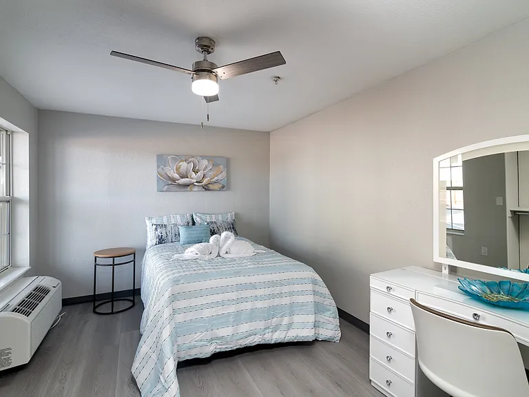 Central Apartments by Avera Living — Photo 12