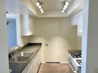 10720 Palms Blvd APT 206, Los Angeles, CA 90034