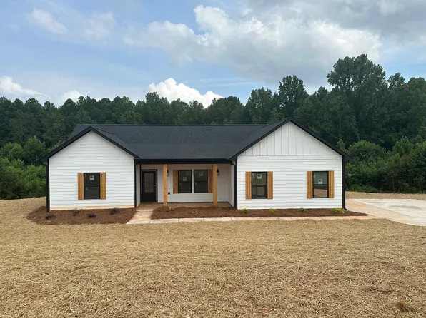 187 Fairview Meadows Dr, Demorest, GA 30535