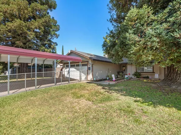 517 Holland Dr, West Sacramento, CA 95605