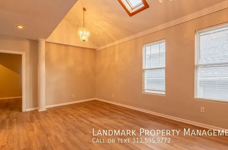 1529 W Cortez St #2F — Photo 11